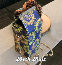 Load image into Gallery viewer, THE JUICE CARTON PURSE *SEWING PATTERN*